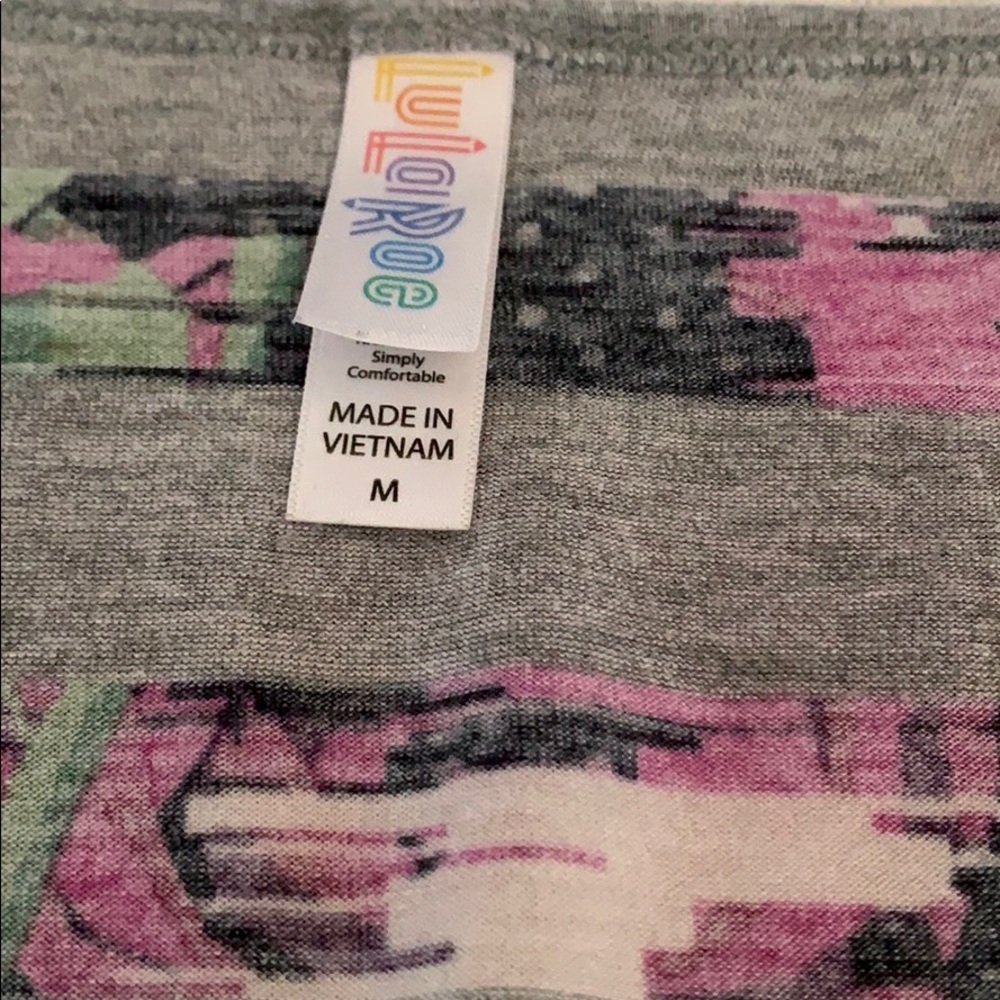 Lularoe Tee - Picture 3 of 5
